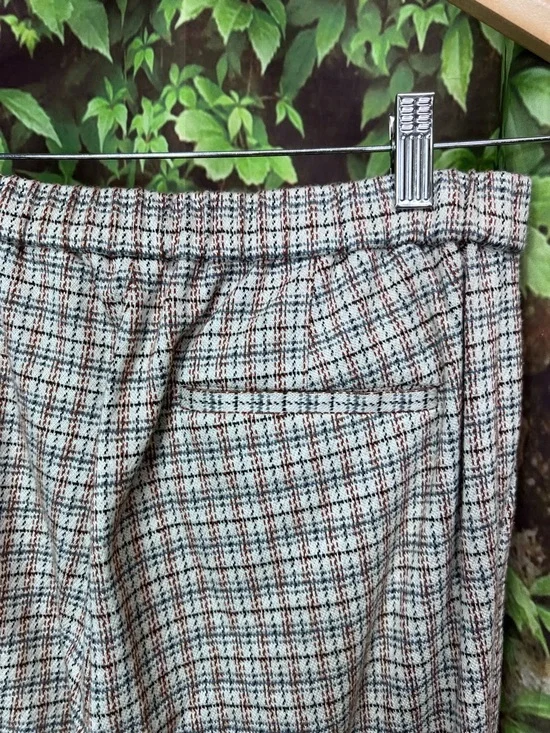THEORY Plaid Pull-On Plaid Cropped Pants, 6 - Picture 8 of 12